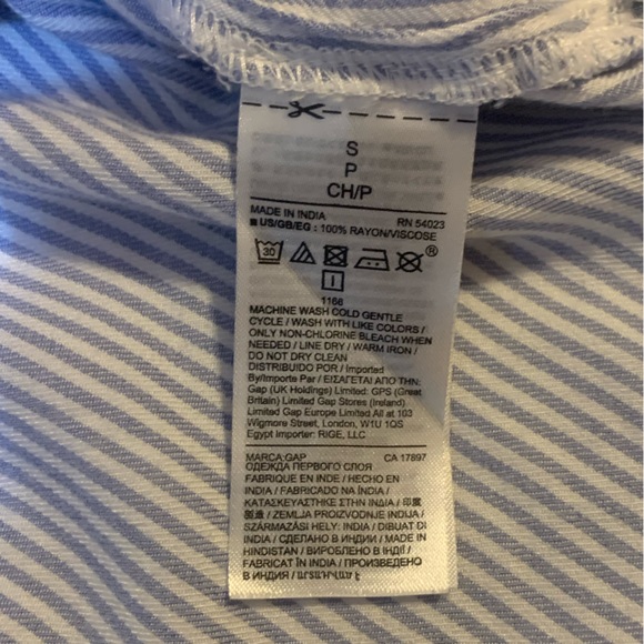 Gap Soft Blue & White Stripe Popover Blouse Size S - Picture 6 of 10